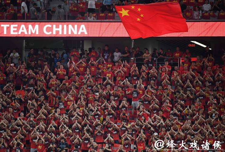 亚洲杯赛场群雄逐鹿